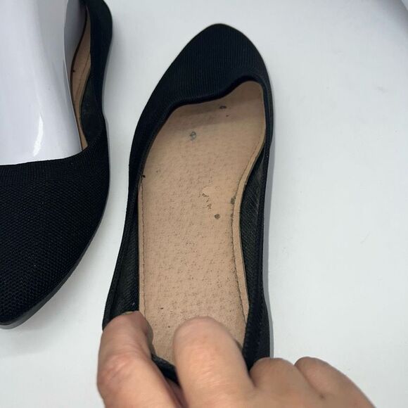 Knit Oval Toe Flats in Black - Picture 5 of 10